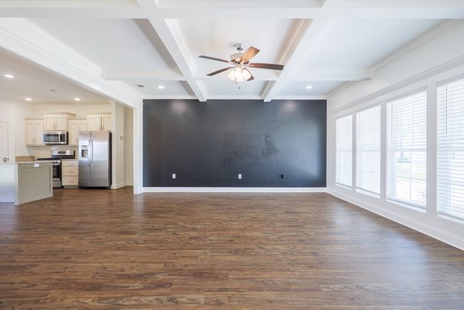 3823 Renee Pl, House other with 4 bedrooms, 2 bathrooms and 2 parking in Hahira GA | Image 4
