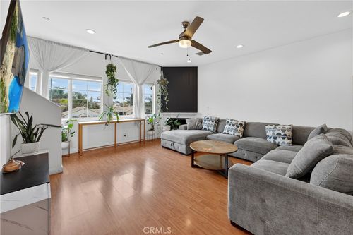 7463 Western Bay Dr, Buena Park, CA, 90621-2787 | Card Image
