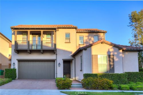 56 Runner, Irvine, CA, 92620-7360 | Card Image