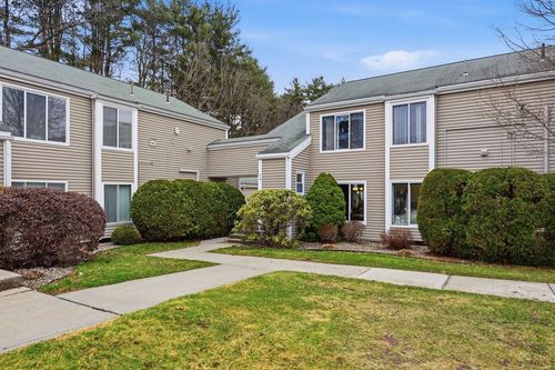 72-72 Nassau Dr, Springfield, MA, 01129-1411 | Card Image