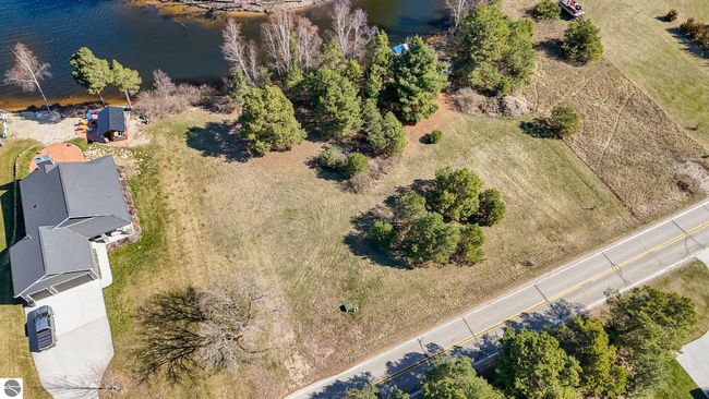 1208 Clubhouse Dr, Home with 0 bedrooms, 0 bathrooms and null parking in Lake Isabella MI | Image 11