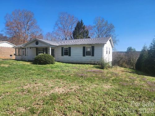 61-203 Brentwood Rd, Morganton, NC, 28655-9186 | Card Image