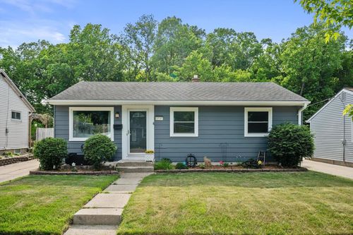 3737 S 48th Street, Milwaukee, WI, 53220 | Card Image
