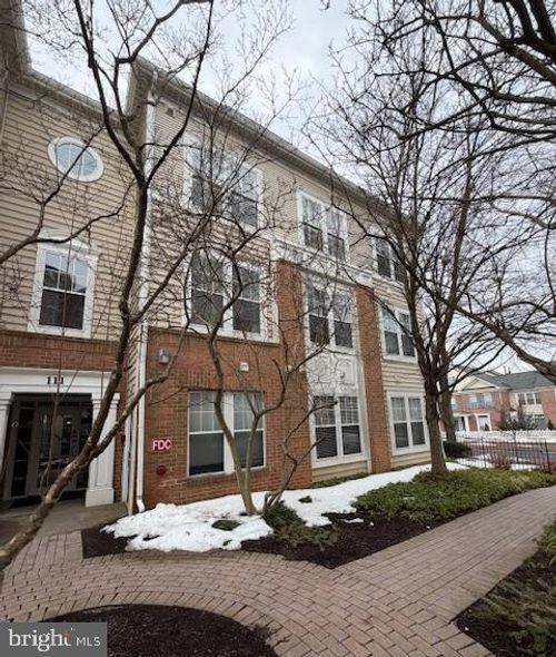 3-303-111 Watkins Pond Blvd, ROCKVILLE, MD, 20850-5619 | Card Image