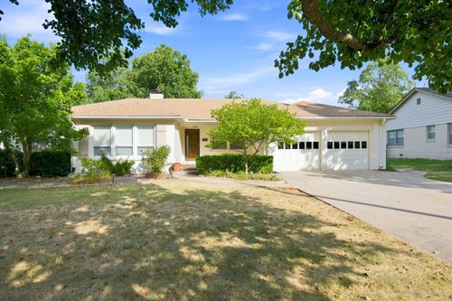 225 N Patton St, Wichita, KS, 67208 | Card Image