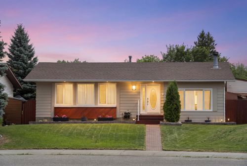 48 Deermont Way Se, Calgary, AB, T2J5P3 | Card Image