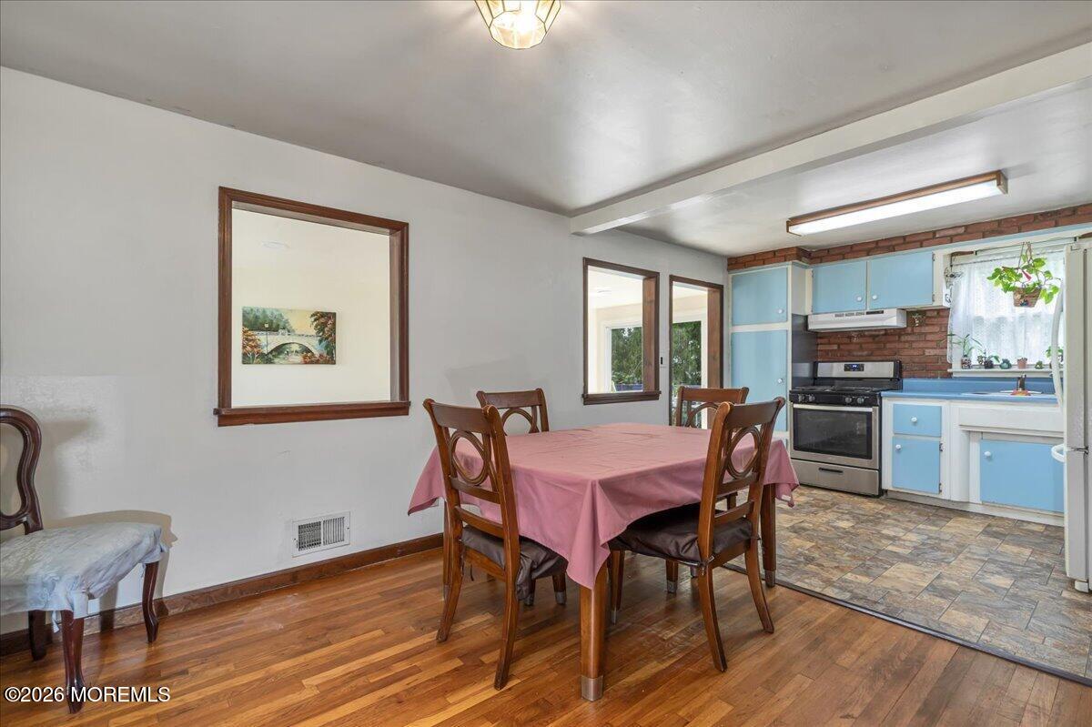 Residential in Freehold 5
