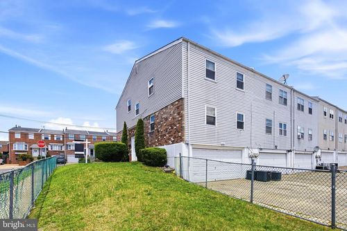 10751 E Keswick Rd, Philadelphia, PA, 19154-4117 | Card Image