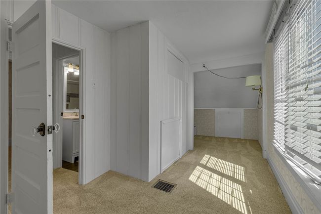 3945 Tuscarawas Rd, House other with 3 bedrooms, 3 bathrooms and 4 parking in Brighton Twp PA | Image 20