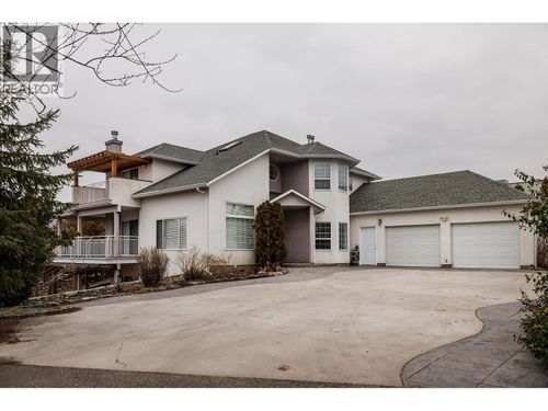 2761 Olalla Rd, West Kelowna, BC, V1Z2B1 | Card Image