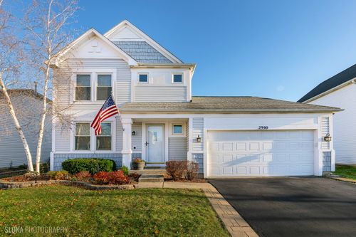 2390 Wexford Ln, Lake In The Hills, IL, 60156-6248 | Card Image