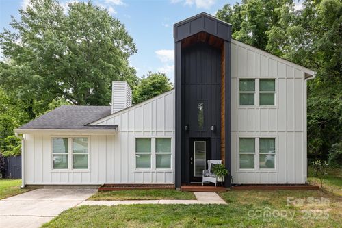 6824 Cortez Trl, Charlotte, NC, 28227-8006 | Card Image