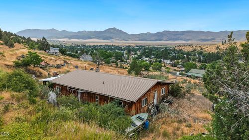 655 N Washington Street, Prairie City, OR, 97869 | Card Image