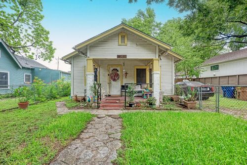 1602 Canterbury St, Austin, TX, 78702-5402 | Card Image