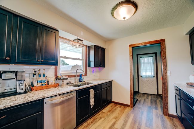 703 E Rosewood St, House other with 3 bedrooms, 2 bathrooms and 2 parking in Watseka IL | Image 17