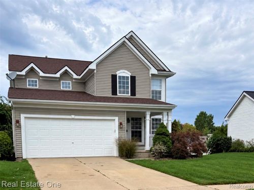 3659 Sugarbush Dr, Howell, MI, 48843-8654 | Card Image