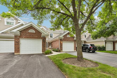 2007 N Coldspring Road, Arlington Heights, IL, 60004 | Card Image