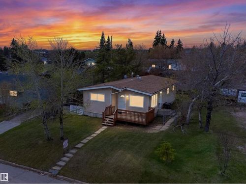 315 10 St, Cold Lake, AB, T9M1A5 | Card Image