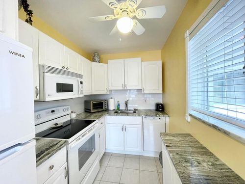 112-3120 Cynthia Ln, Lake Worth Beach, FL, 33461-5808 | Card Image
