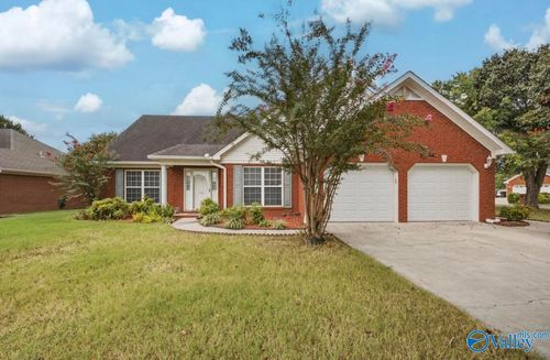 1605 Lake Pointe Drive Sw, Decatur, AL, 35603 | Card Image