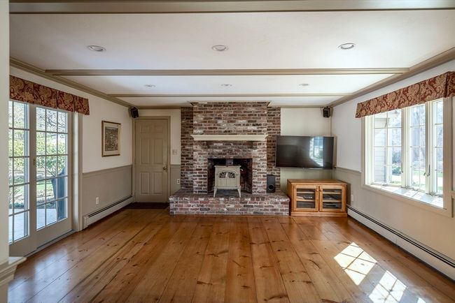 15 Walnut Rd, House other with 4 bedrooms, 3 bathrooms and 4 parking in Wenham MA | Image 7