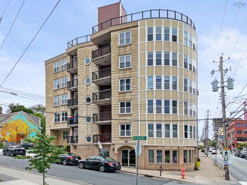 204-5505 Falkland St, Halifax, NS, B3K0C3 | Card Image