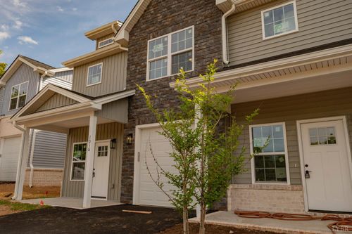 1016 Misty Mountain Rd, Lynchburg, VA, 24502-3944 | Card Image