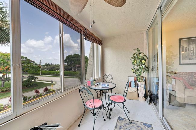 APT-303 - 9401 Lime Bay Blvd, Condo with 2 bedrooms, 2 bathrooms and null parking in Tamarac FL | Image 6