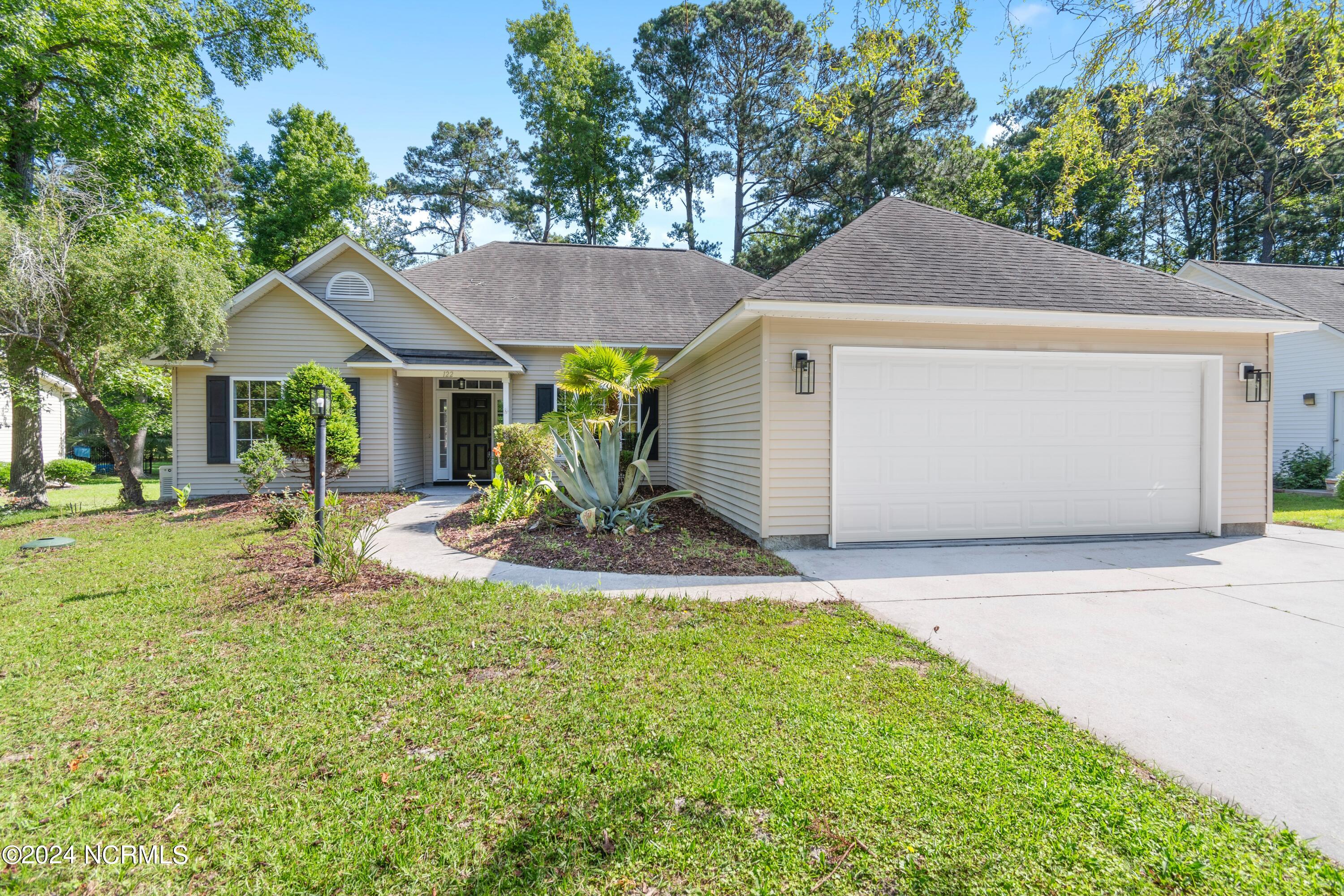 Calabash Rd, Calabash, NC 28467