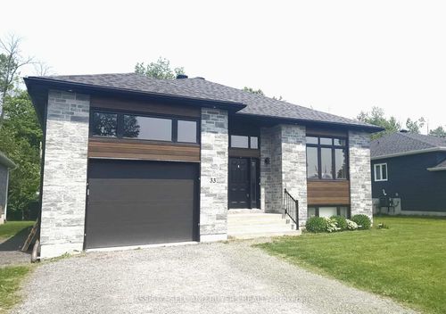 33 Beech St, Ingleside, ON, K0C1M0 | Card Image