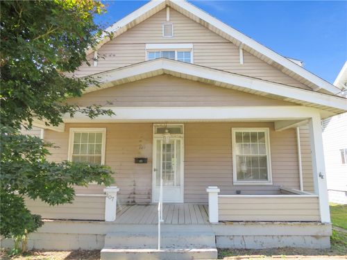 207 N Main St, Houston, PA, 15342-1515 | Card Image