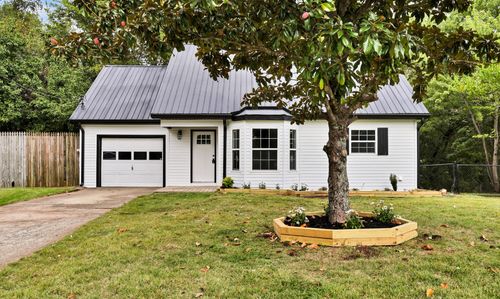 1588 Barrett Dr, Clarksville, TN, 37043-1718 | Card Image