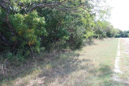 31038 Doe Run Ct, Whitney, TX, 76692-4008 | Card Image