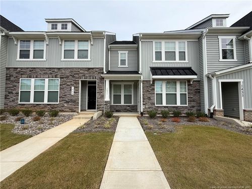 1431 Goldsboro Ave, Sanford, NC, 27330-5414 | Card Image