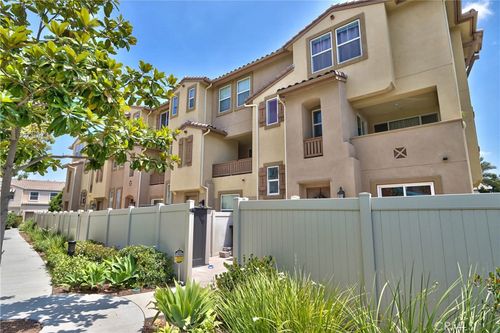 1718 San Francisco, San Diego, CA, 92154-6702 | Card Image