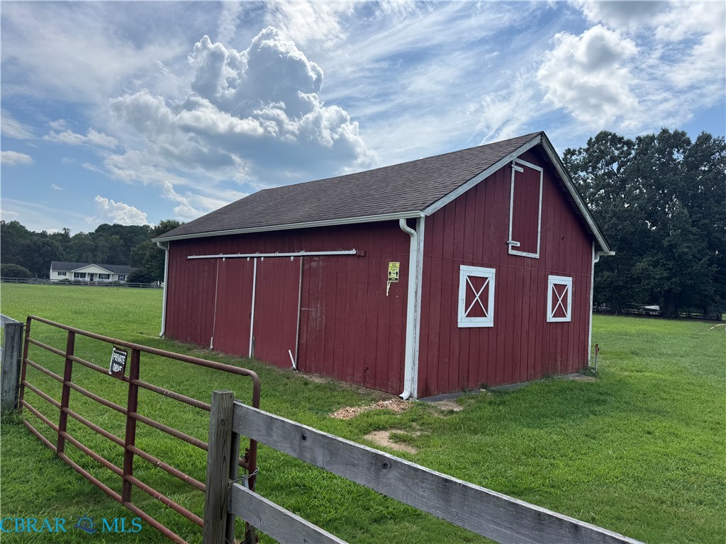 Land in Gloucester 5