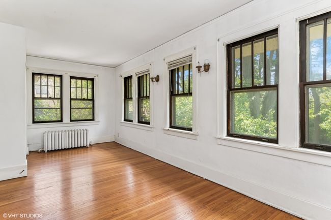 1005 Division St, House other with 6 bedrooms, 2 bathrooms and 2 parking in Lisle IL | Image 24