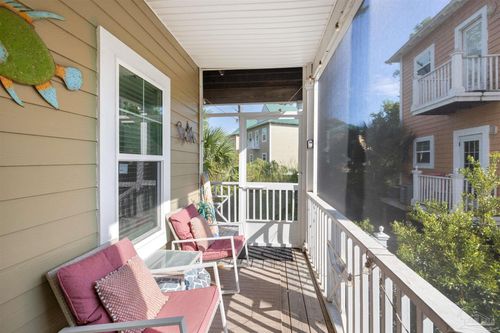 19cd-13555 Perdido Key Dr, Pensacola, FL, 32507-4650 | Card Image