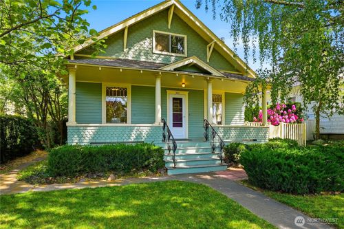 809 E 2nd Ave, Ellensburg, WA, 98926-3413 | Card Image