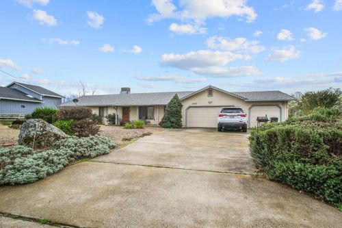 3997 Lucas Ln, Valley Springs, CA, 95252-9560 | Card Image