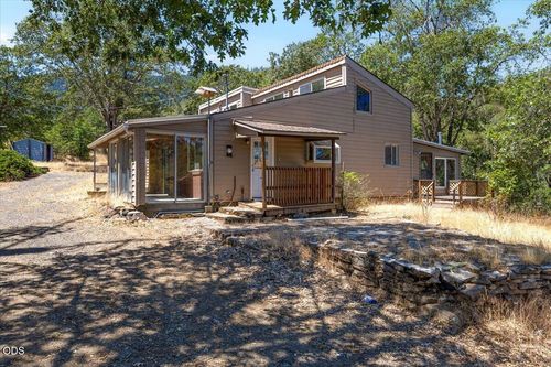 2350 Galls Creek Rd, Gold Hill, OR, 97525-9704 | Card Image