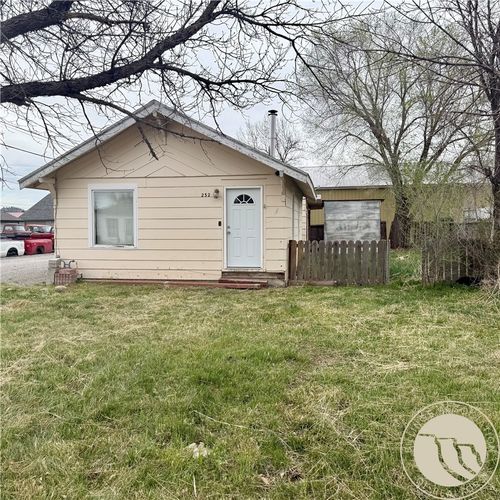232 N 8th Street, Columbus, MT, 59019 | Card Image