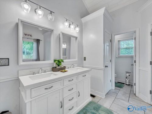 14058 E Limestone Rd, Harvest, AL, 35749-7200 | Card Image