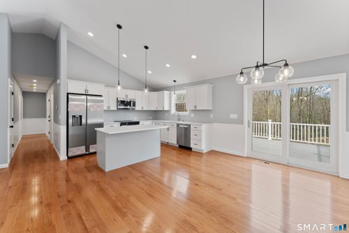 890 Brook Rd, Hampton, CT, 06247-1512 | Card Image