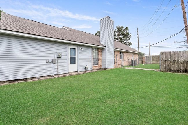 961 Green Meadow St, House other with 3 bedrooms, 2 bathrooms and null parking in Beaumont TX | Image 21