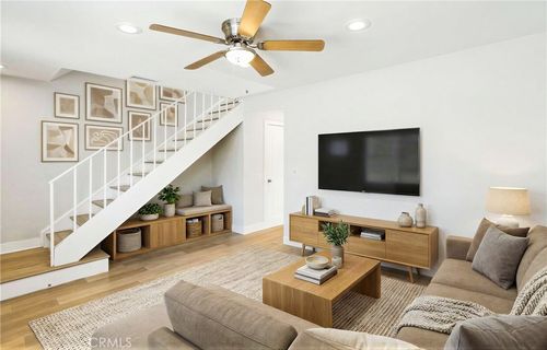 18 Heritage, Irvine, CA, 92604-1950 | Card Image