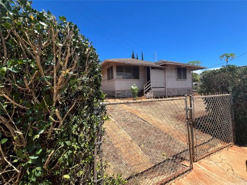 98-118 Kauhihau Pl, Pearl City, HI, 96782-3224 | Card Image