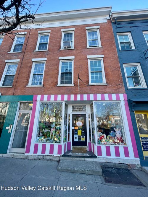 2-707 Warren St, Hudson, NY, 12534-3039 | Card Image