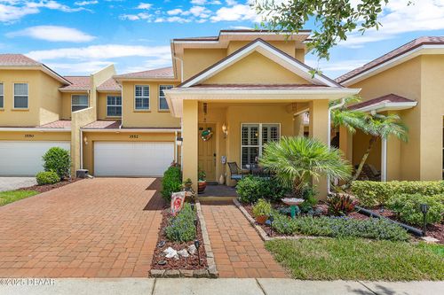 3552 Casalta Cir, New Smyrna Beach, FL, 32168-4518 | Card Image