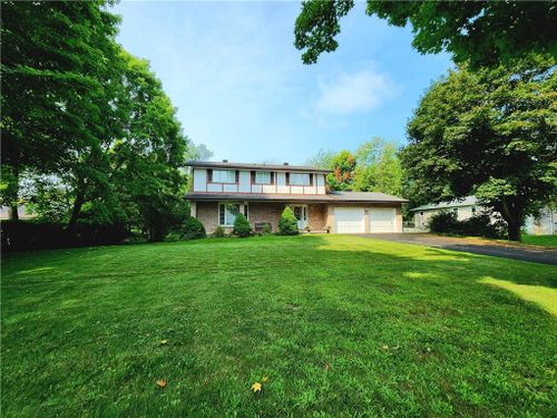 45 Cedar St, Maitland, ON, K0E1P0 | Card Image